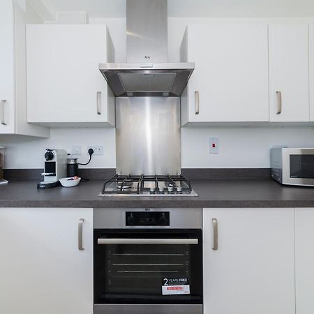 Greenfield Modern 3Br Home - Southcote Lane , Reading Extérieur photo