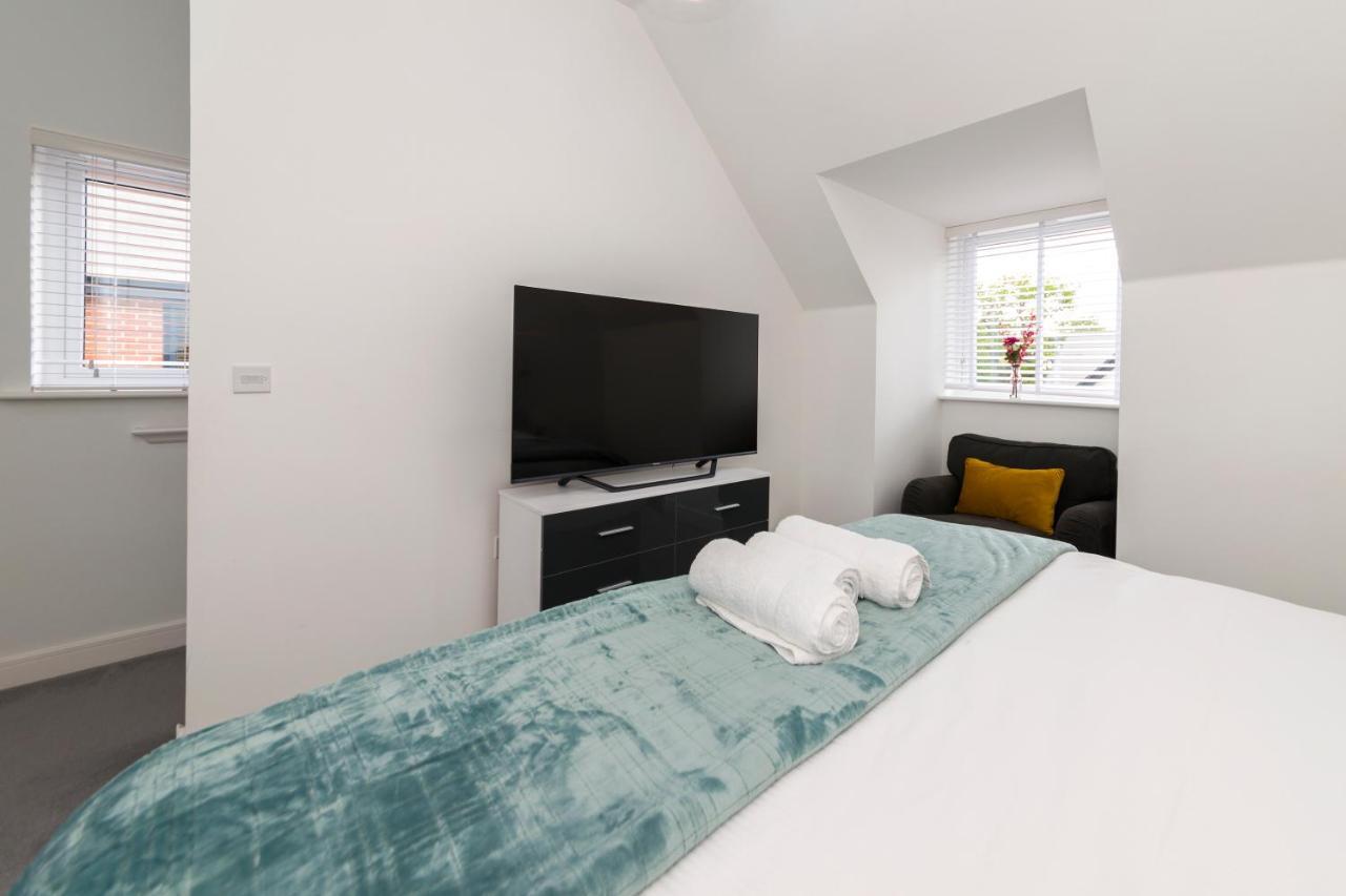 Greenfield Modern 3Br Home - Southcote Lane , Reading Extérieur photo
