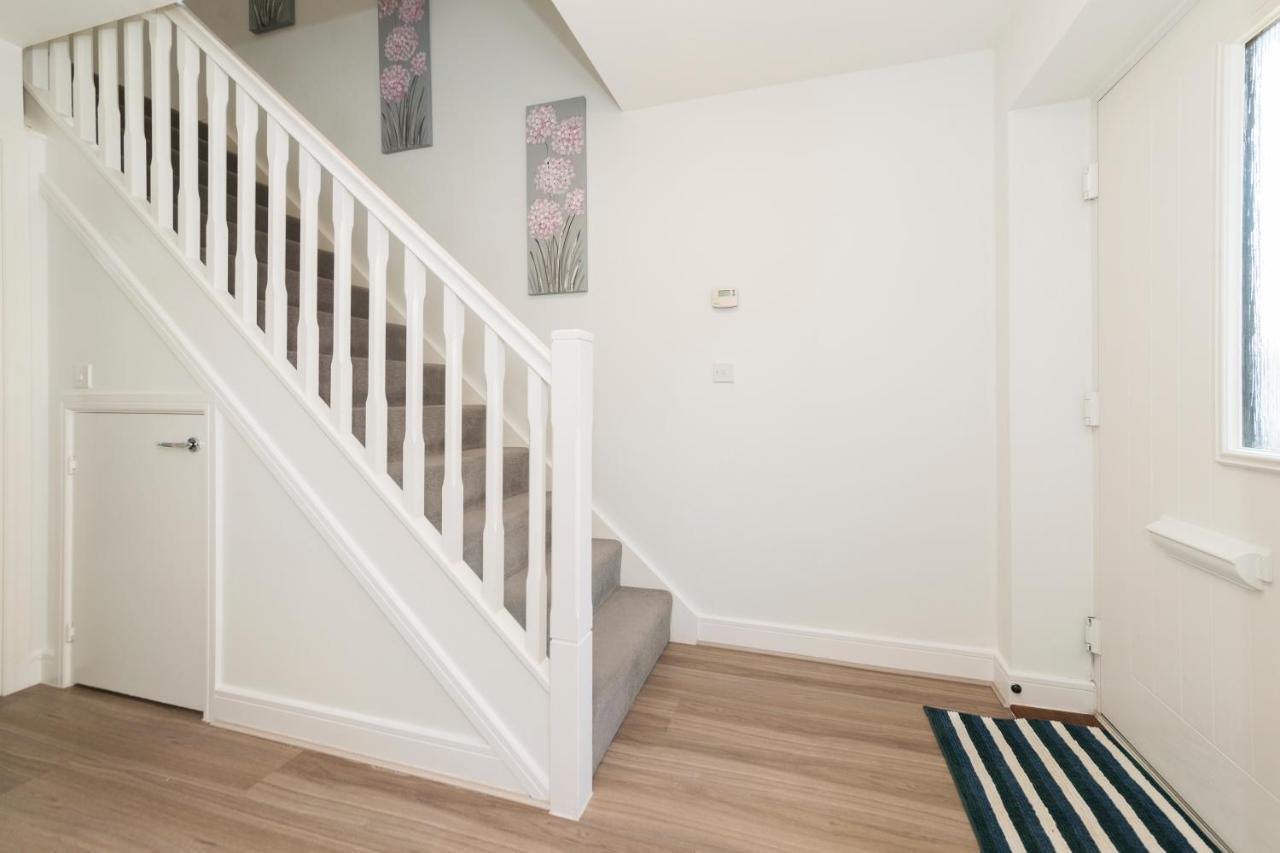 Greenfield Modern 3Br Home - Southcote Lane , Reading Extérieur photo